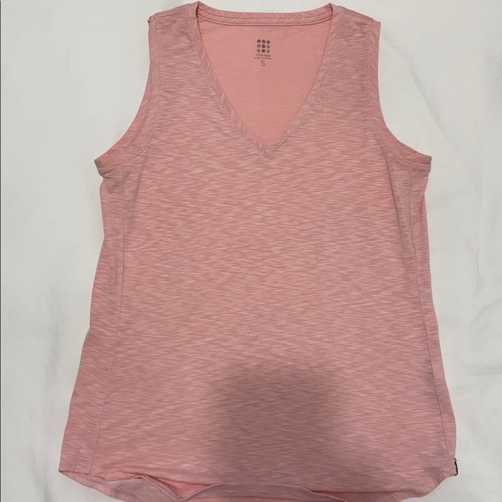 Title Nine Pink Henerala V-Neck Tank Top - Picture 4 of 7